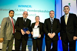 (l-r) Krishnan Guru-Murthy; Peter Harts, Diane Bellis, both Pembrokeshire council; Dr Phil Morton, Repic; Steve Eminton